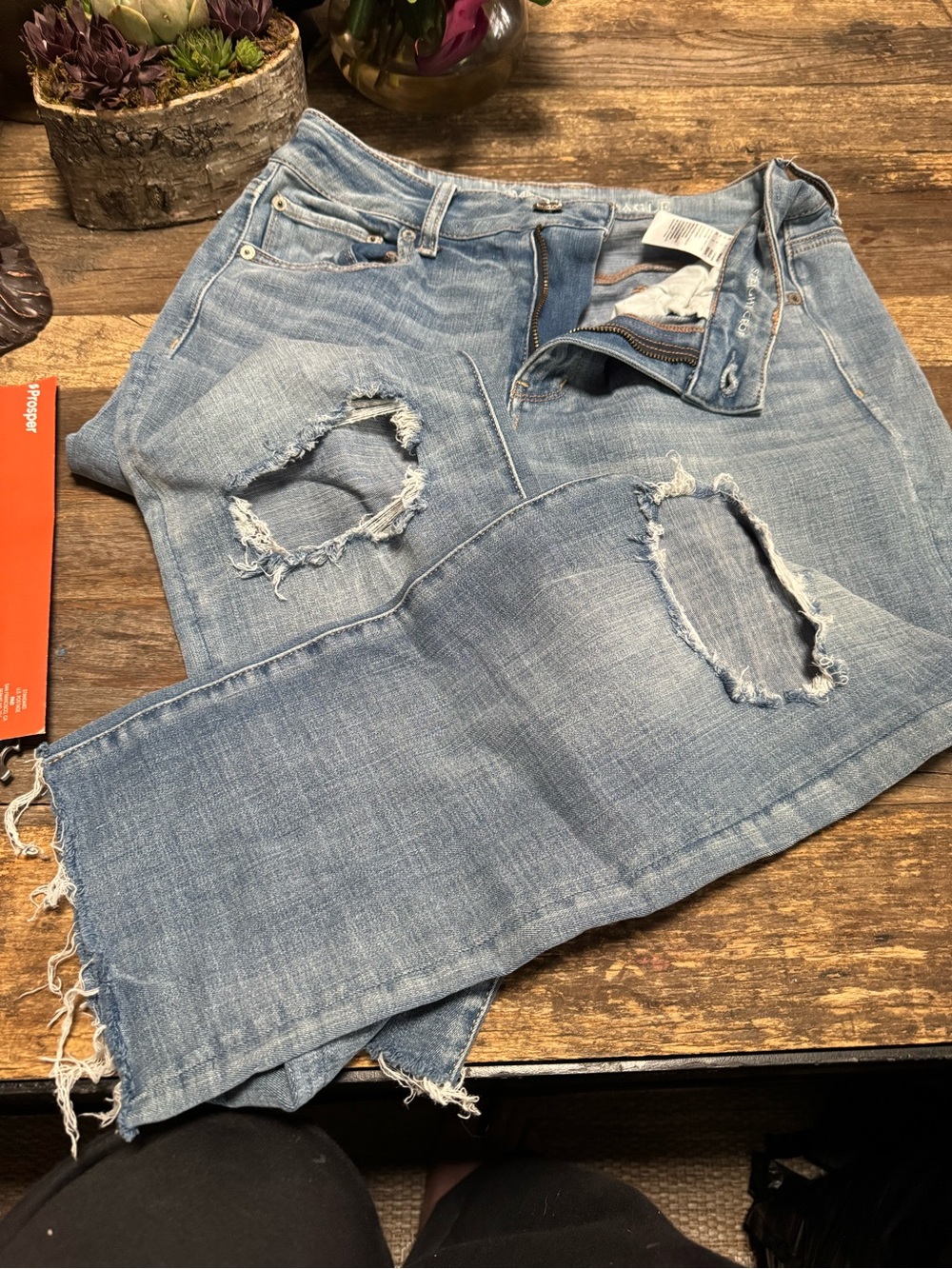 American Eagle Outfitters Light Blue Super Stretch Jeans